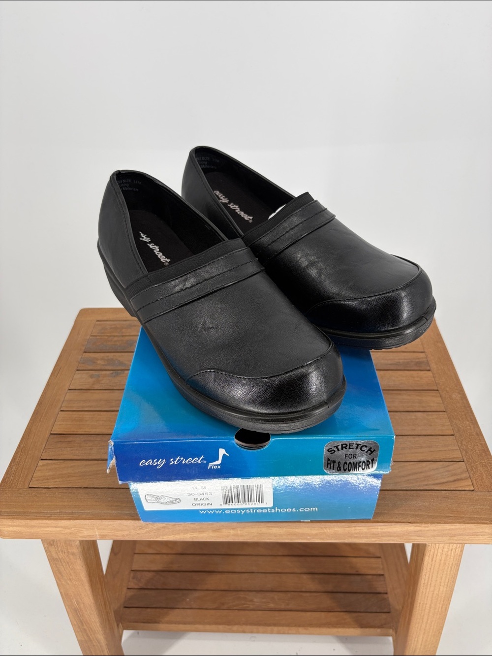 New easy street Black Slip-On Comfort Loafers size 11M